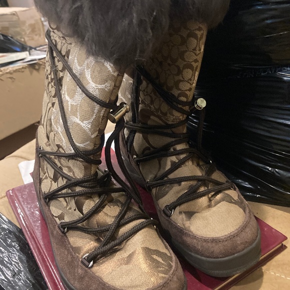 Coach laurilyn winter boots - Picture 1 of 4